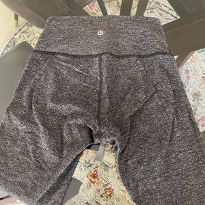 Grey Lululemon leggings long 4